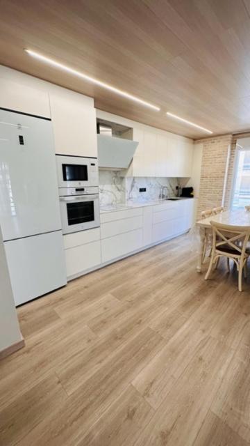 Fantastic Larimar New Apartment Салоу Экстерьер фото